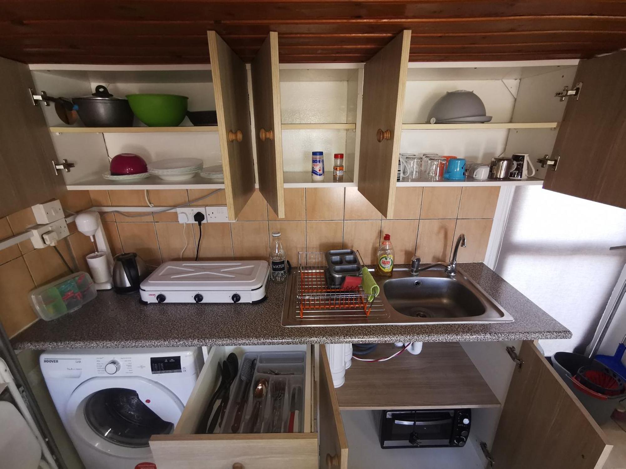 Strovolos Rooms Studios Нікосія Номер фото
