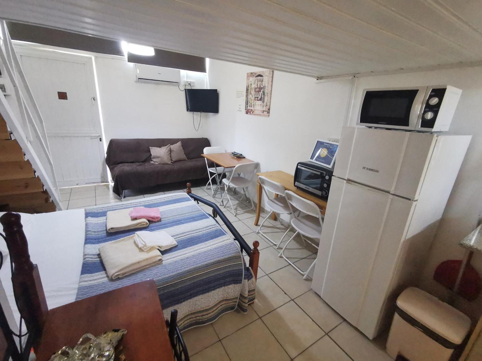 Strovolos Rooms Studios Нікосія Номер фото